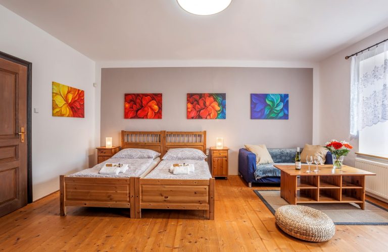 12_PREMIUM_OBYVAK_001